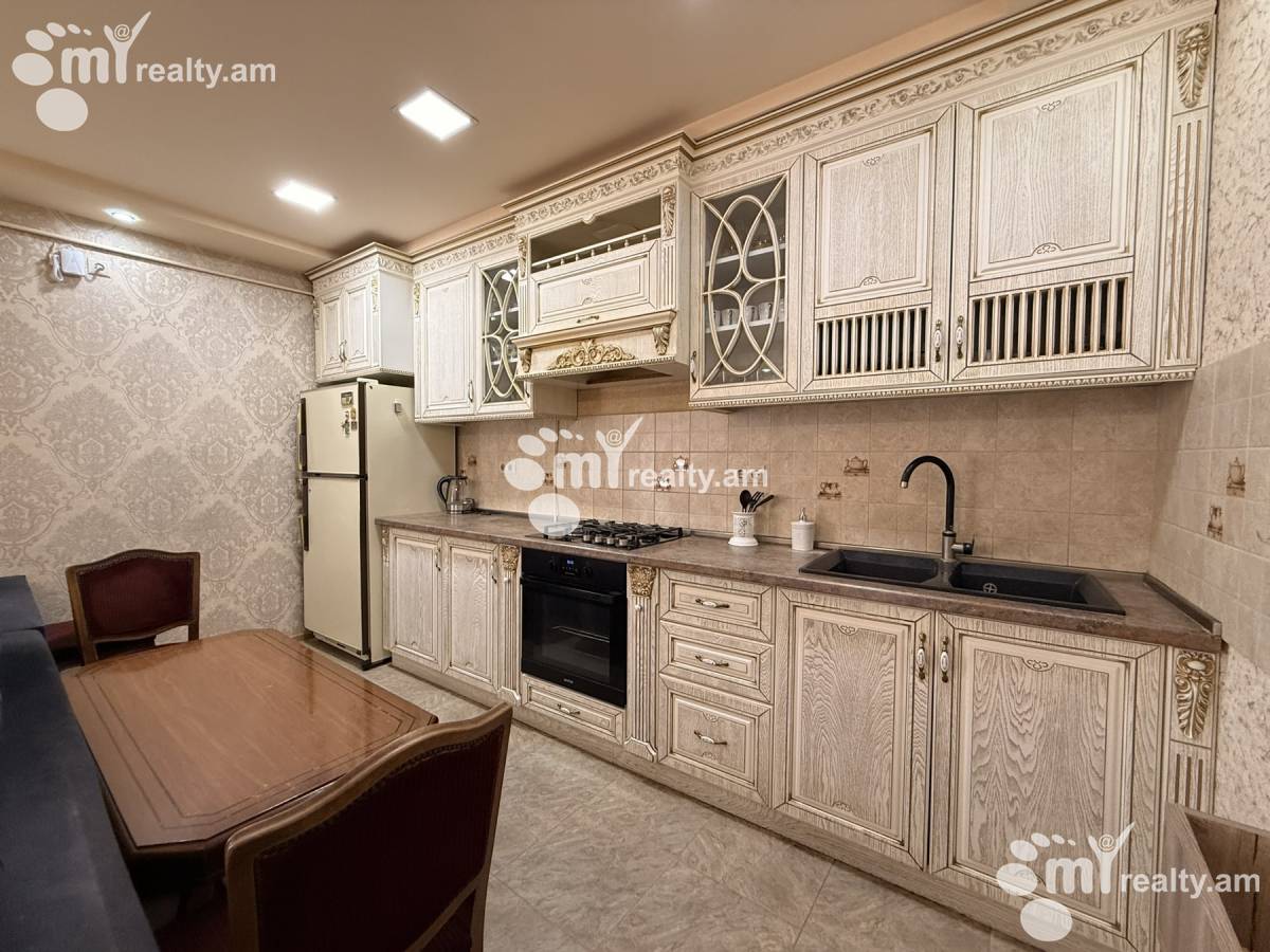 4 bedroom apartment for sale Vardanants St, Center Yerevan, 156665