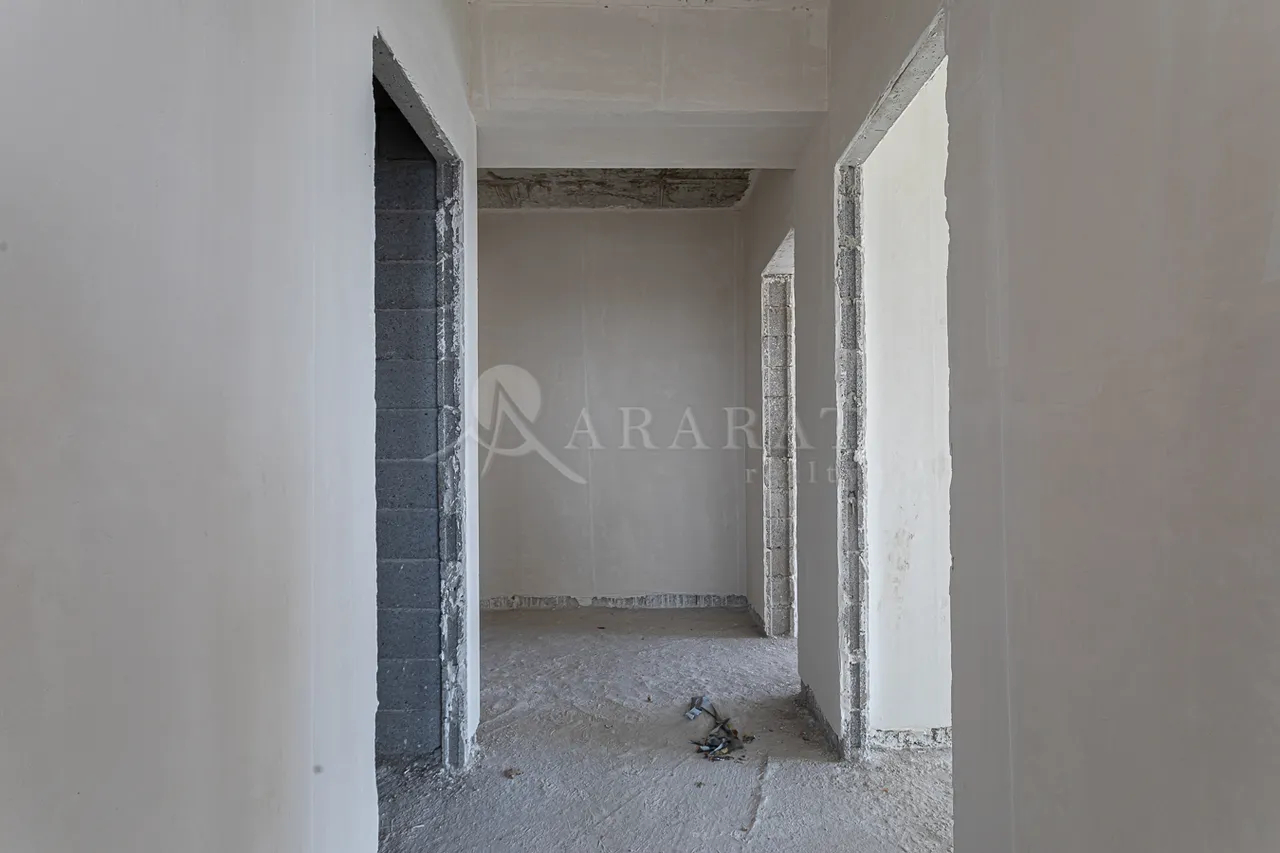 4 bedroom apartment for sale Gyulbenkyan St, Arabkir Yerevan, 161970