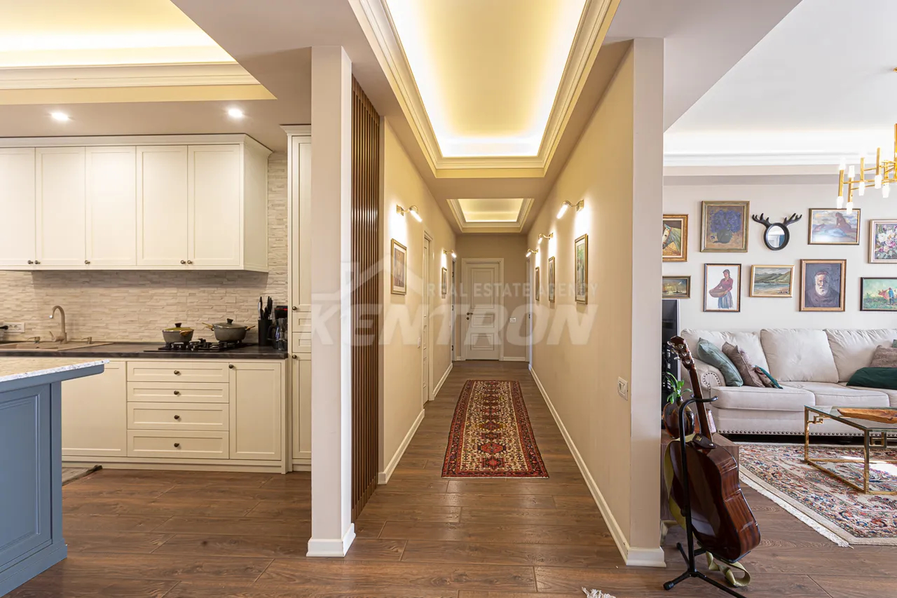 3 bedroom apartment for sale Orbeli Yeghbayrner   St, Arabkir Yerevan, 159690