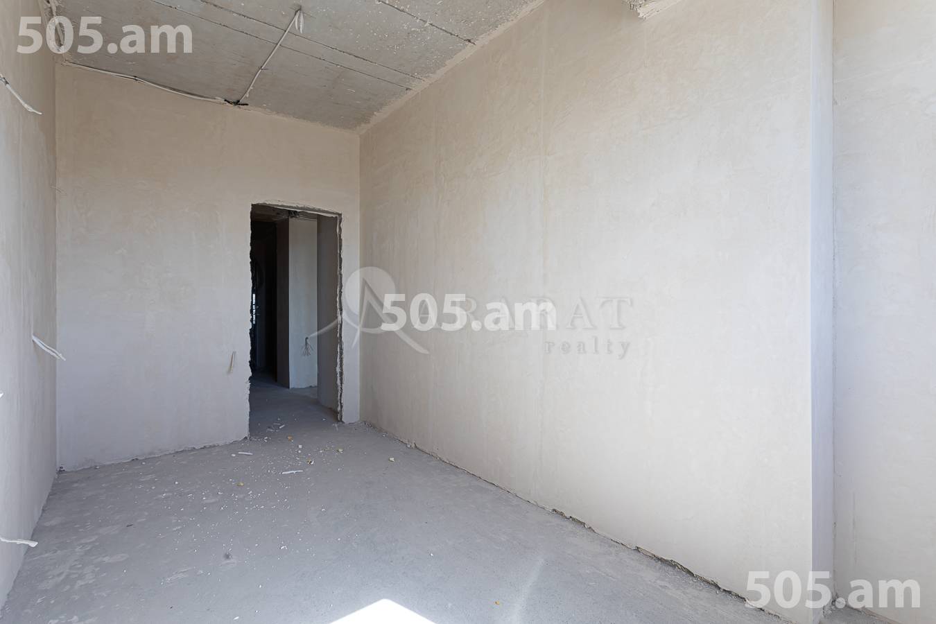 4 սենյականոց բնակարան  Էմինեսկու փող, Քանաքեռ-Զեյթուն Երևան, 157068