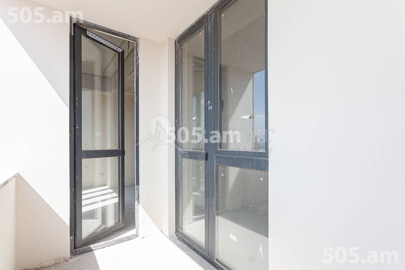 3 սենյականոց բնակարան  Մալխասյանց փող, Արաբկիր Երևան, 155458