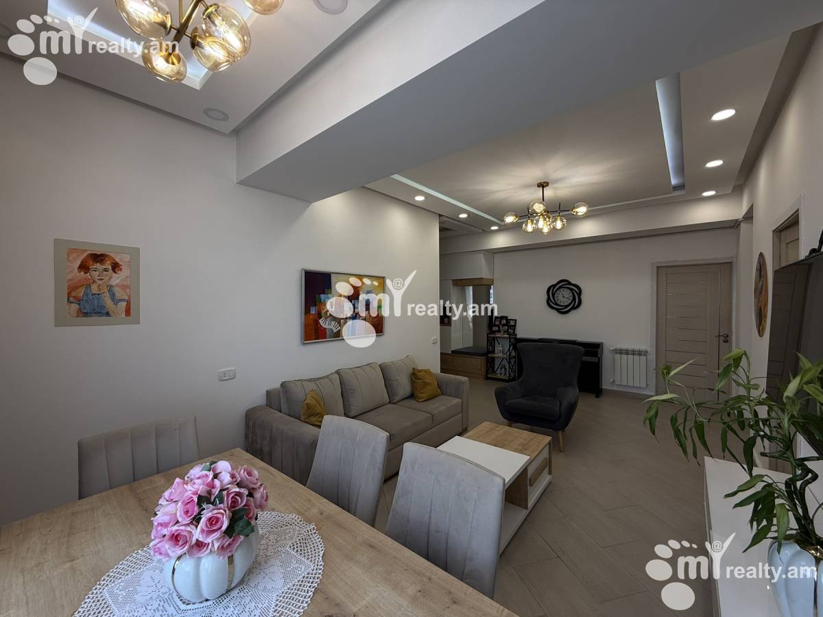 3 bedroom apartment for sale خیابان و. واقارشیان, عربگیر ایروان, 161082