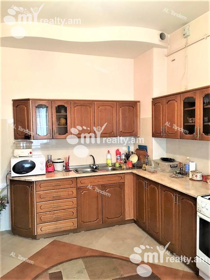 House for sale Armenak Armenakyan St, Nork-Marash Yerevan, 123105