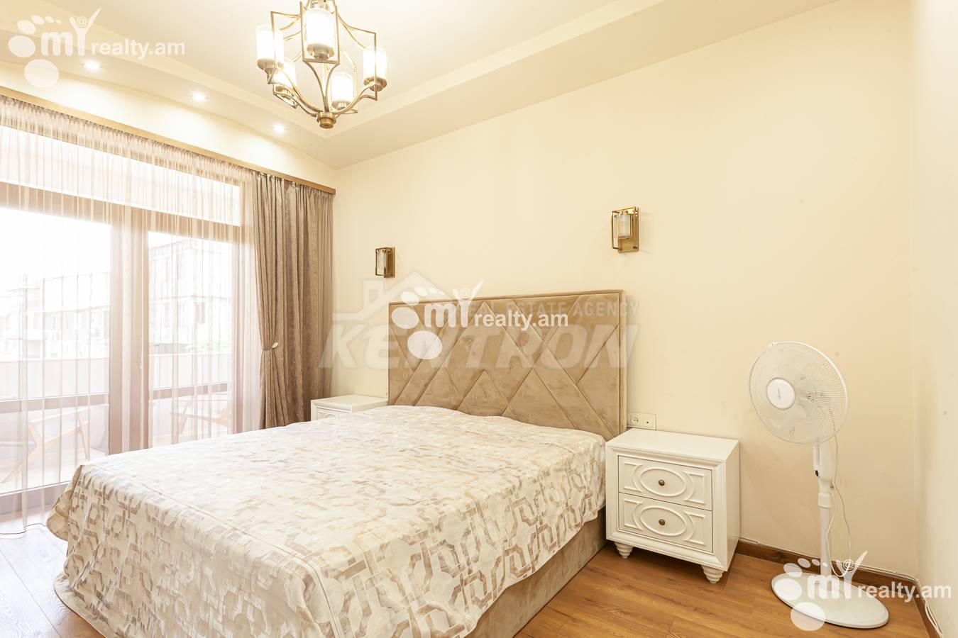 3 bedroom apartment for rent خیابان سارمِن, مرکز شهر ایروان, 156075