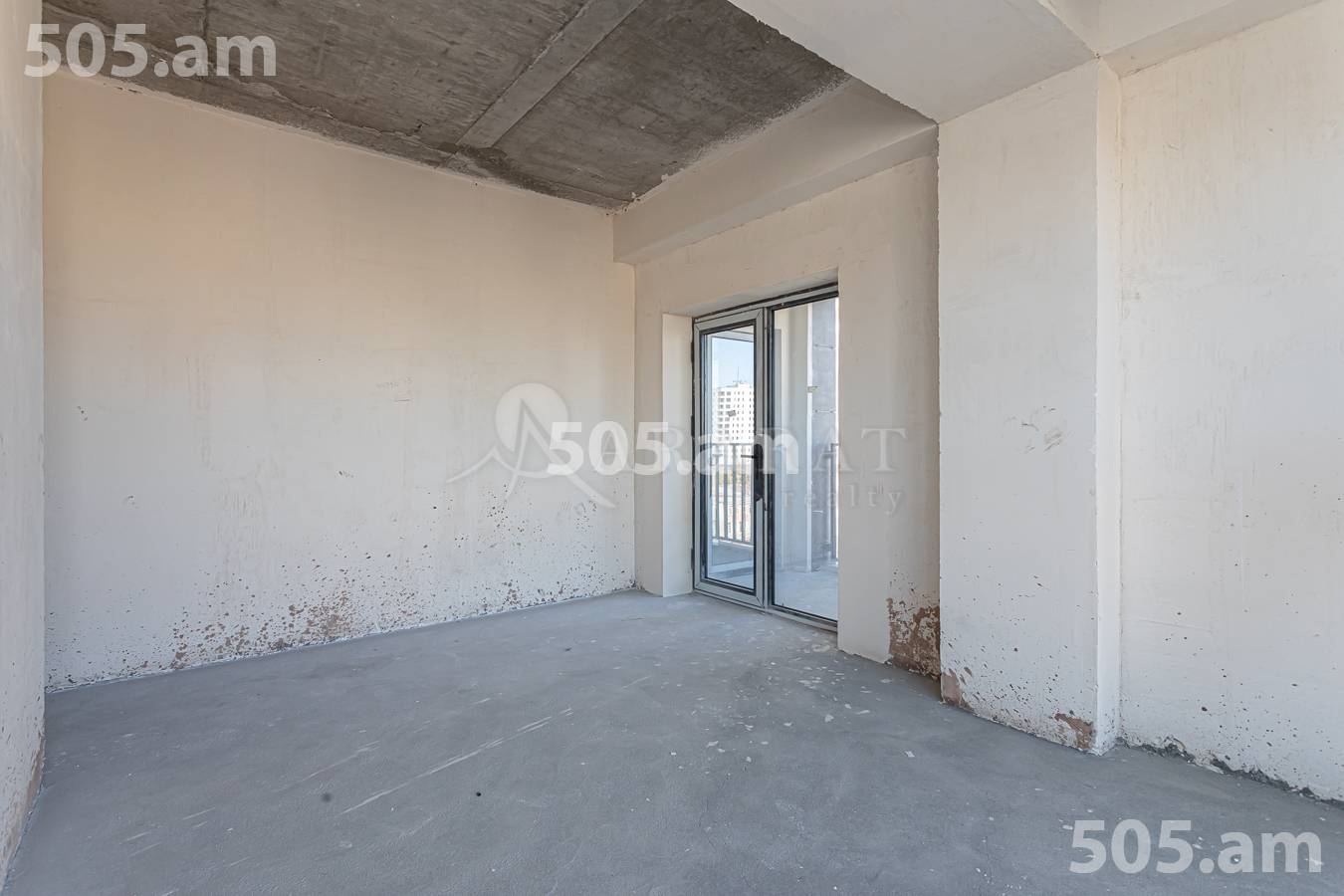 3 սենյականոց բնակարան  Կոմիտասի պող, Արաբկիր Երևան, 157144