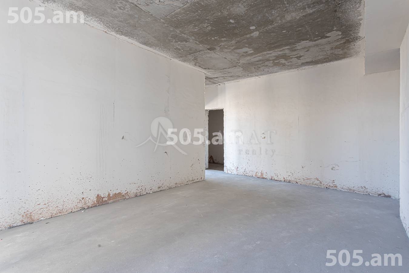 3 սենյականոց բնակարան  Կոմիտասի պող, Արաբկիր Երևան, 157144