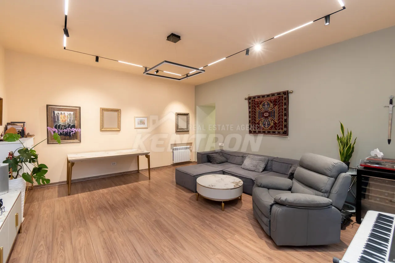 4 սենյականոց բնակարան  Բաղրամյան պող(Կենտրոն), Կենտրոն Երևան, 158736