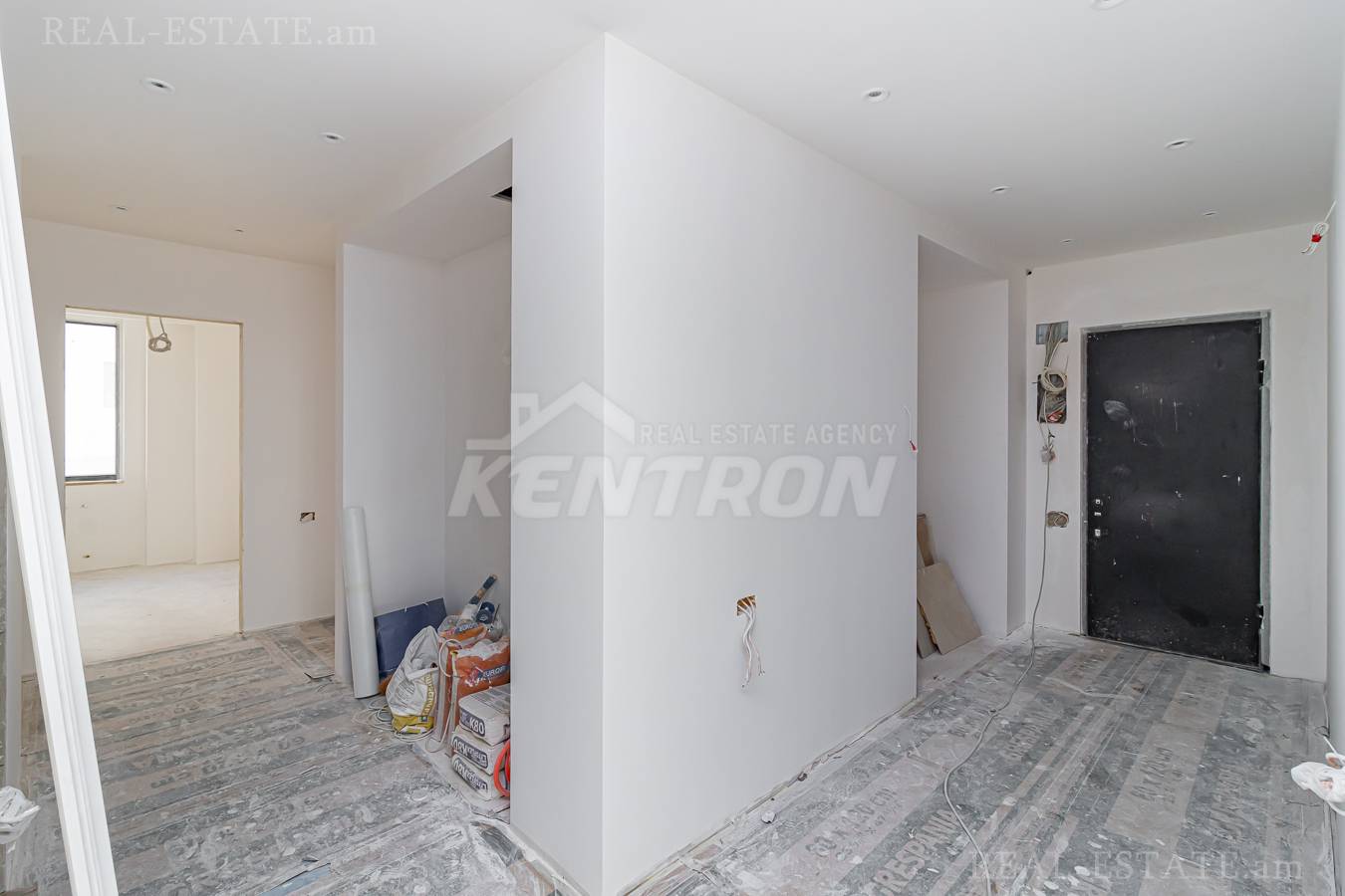 4 bedroom apartment for sale , Center Yerevan, 143141