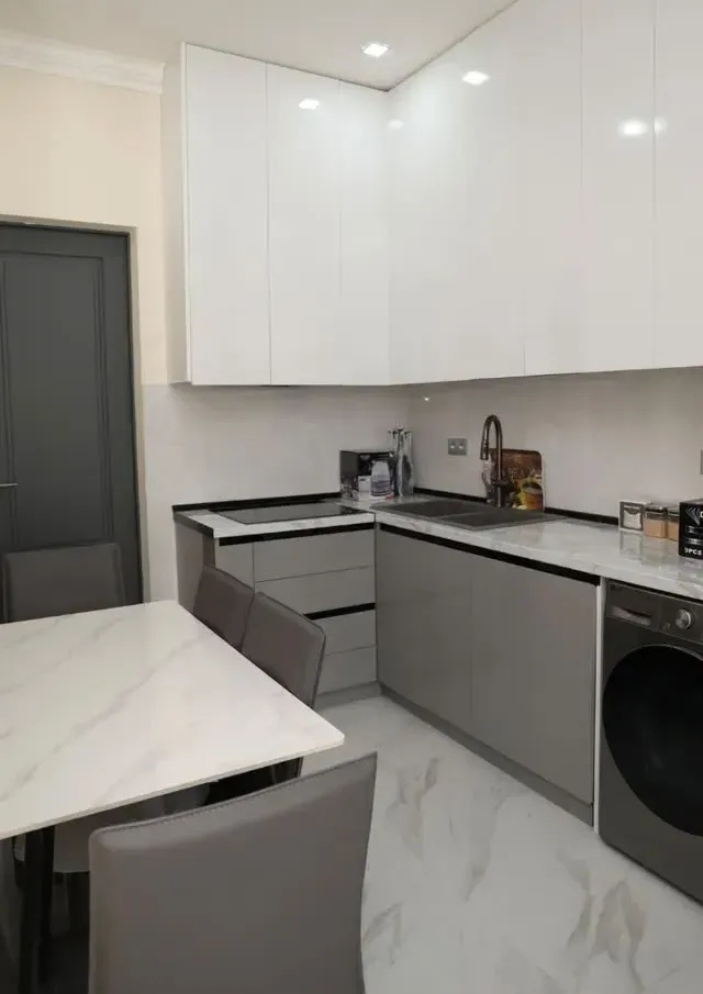 2 bedroom apartment for rent خیابان آرشاکونیاک, مرکز شهر ایروان, 161361