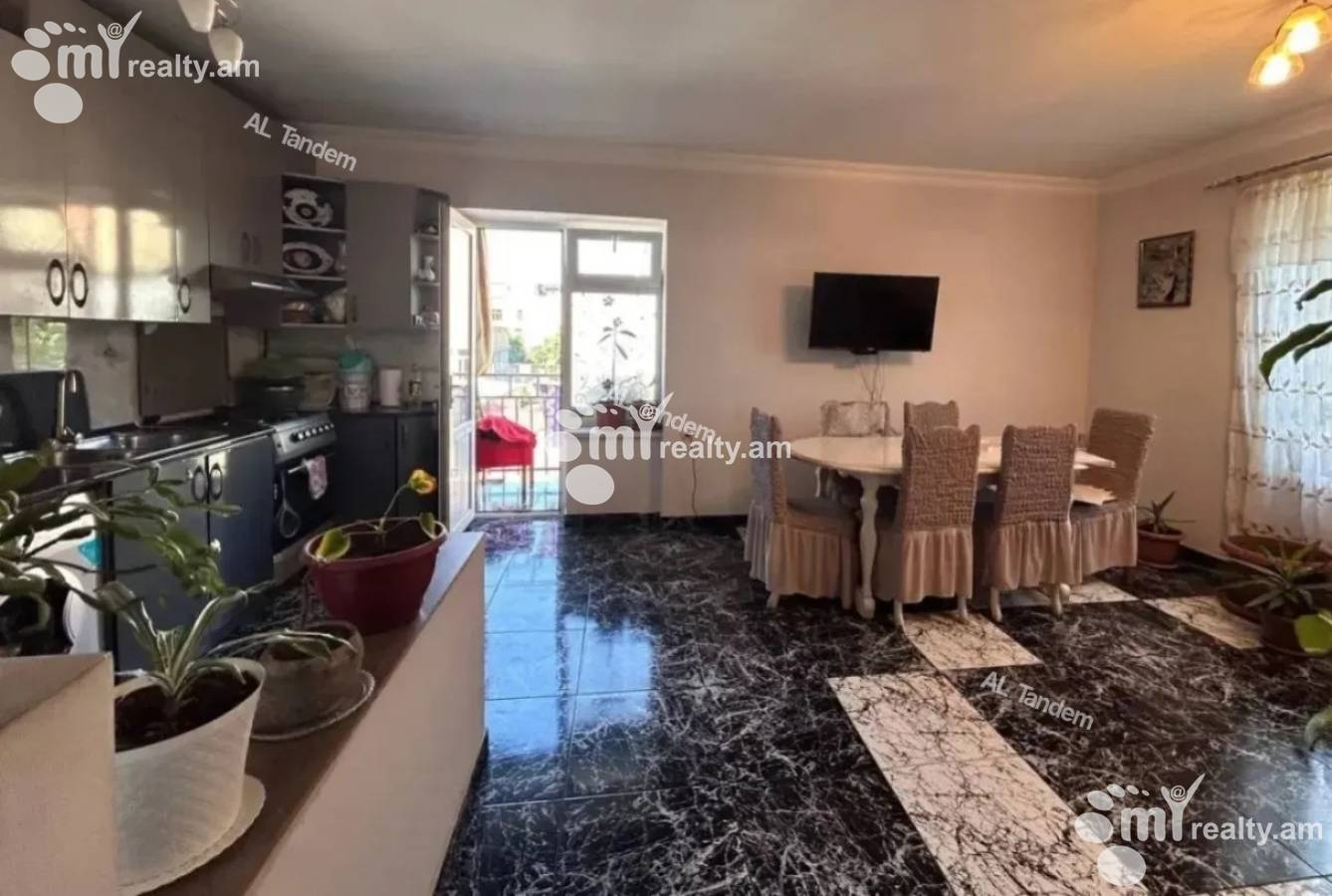 4 bedroom apartment for sale Hr.Kochar St, Arabkir Yerevan, 158127
