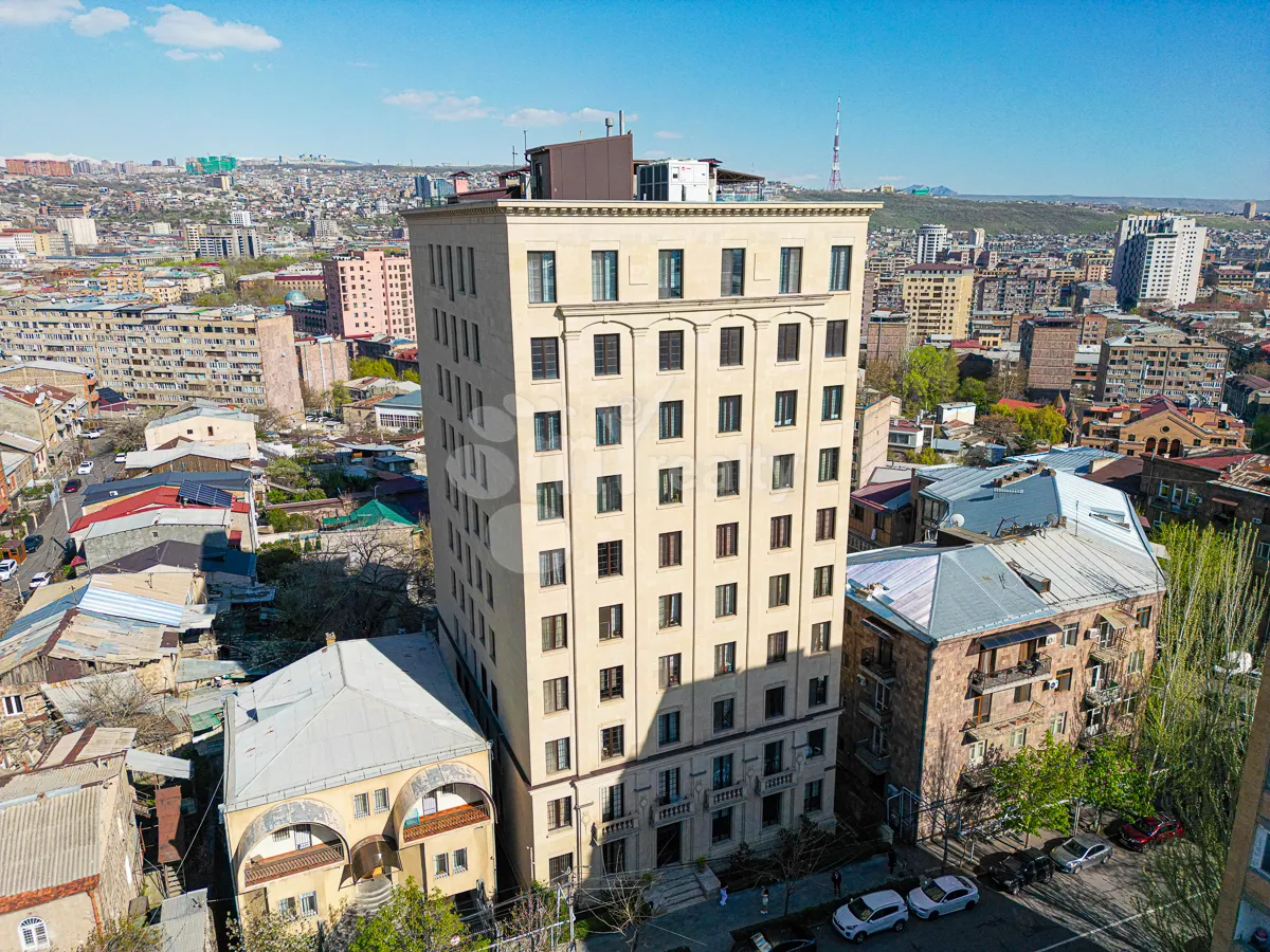 4 սենյականոց բնակարան  Դ. Դեմիրճյան փող, Կենտրոն Երևան, 159765