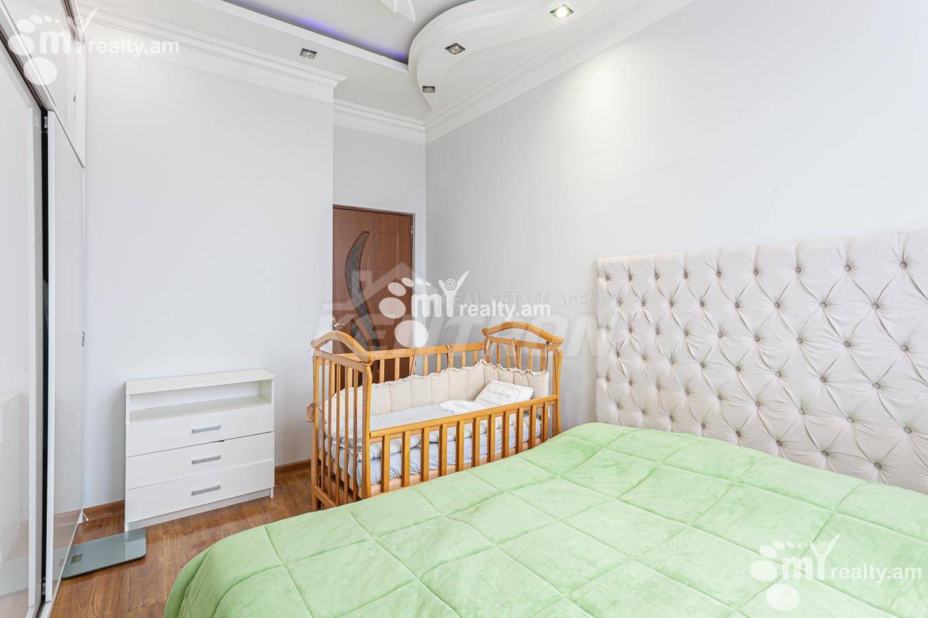 Купить 2 комнатную квартиру Сасна Црер ул., Давташен Ереван, 155245