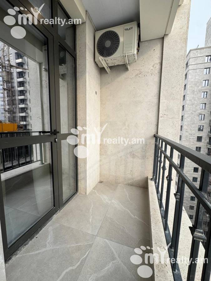 Купить 3 комнатную квартиру Аршакуняц пр, Центр Ереван, 158649