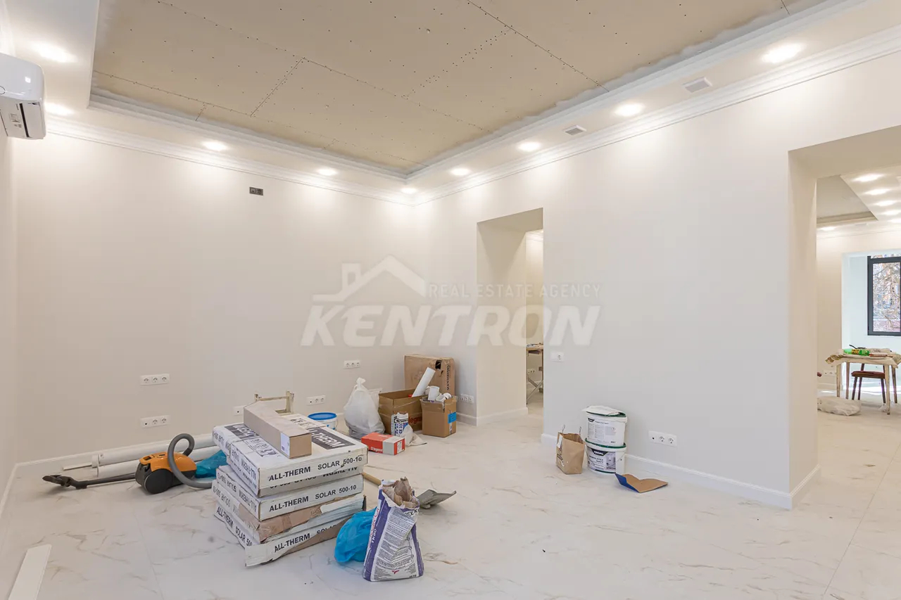 Commercial for sale خیابان ابوویان, مرکز شهر ایروان, 159427