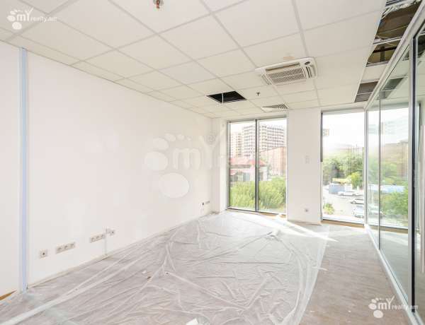 komercion-vardzakalutyun-Yerevan-Center