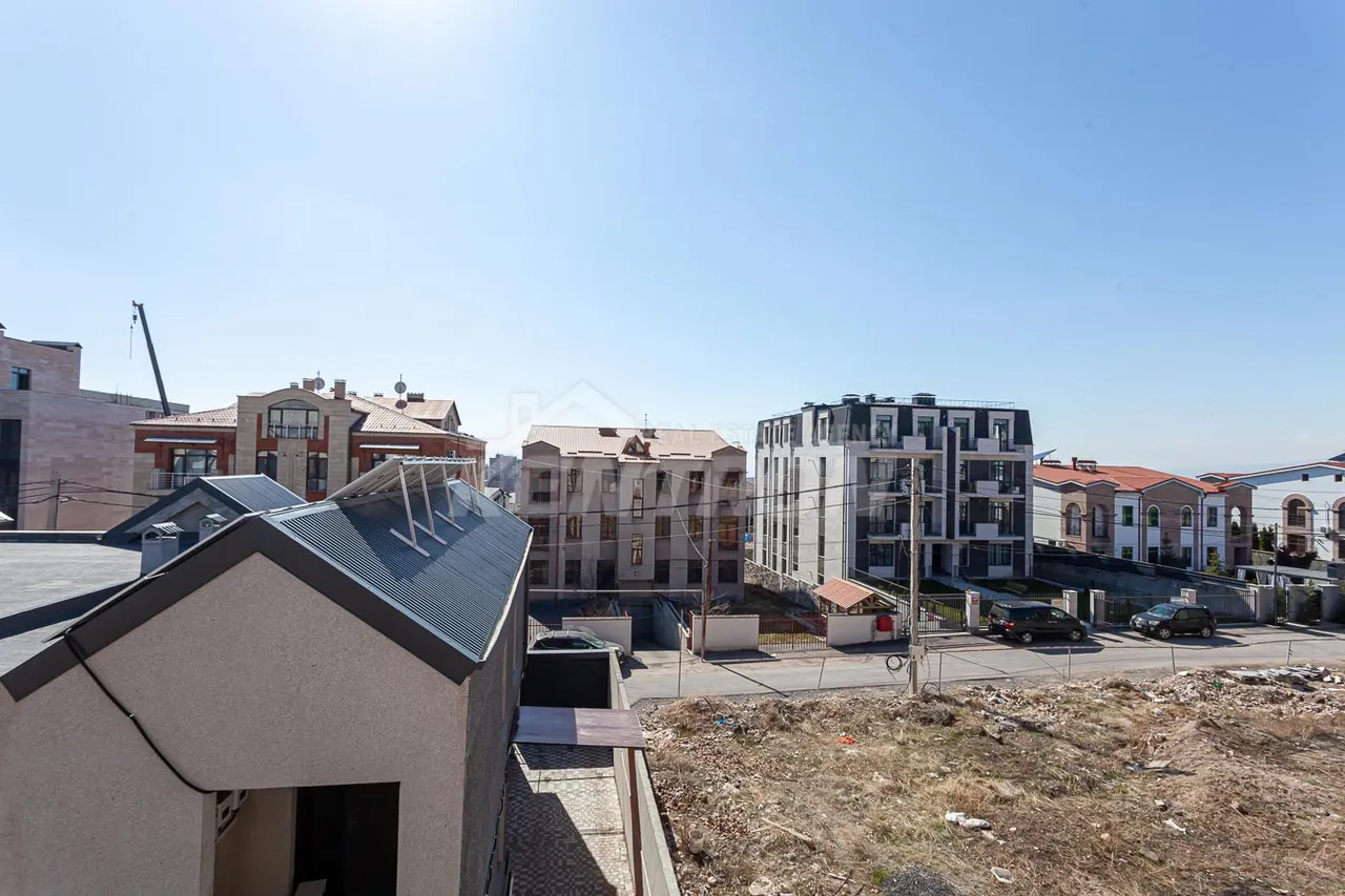 House for sale محله، خیابان باگرِواند, نور نورک ایروان, 161798