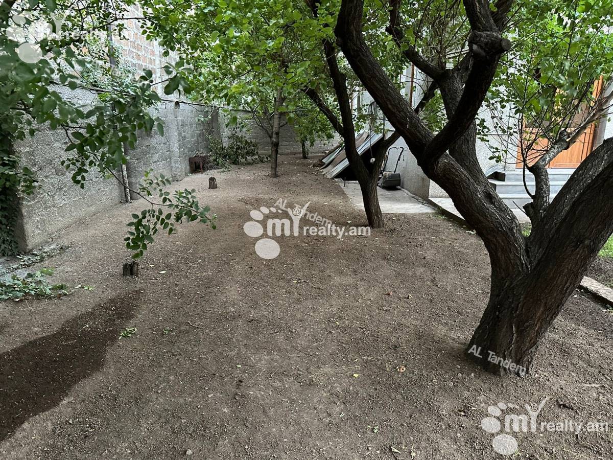 House for sale Tigran Mets Ave, Center Yerevan, 137719