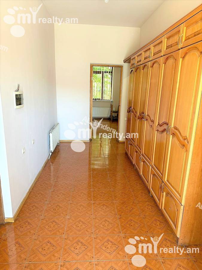 House for sale Tigran Mets Ave, Center Yerevan, 137719