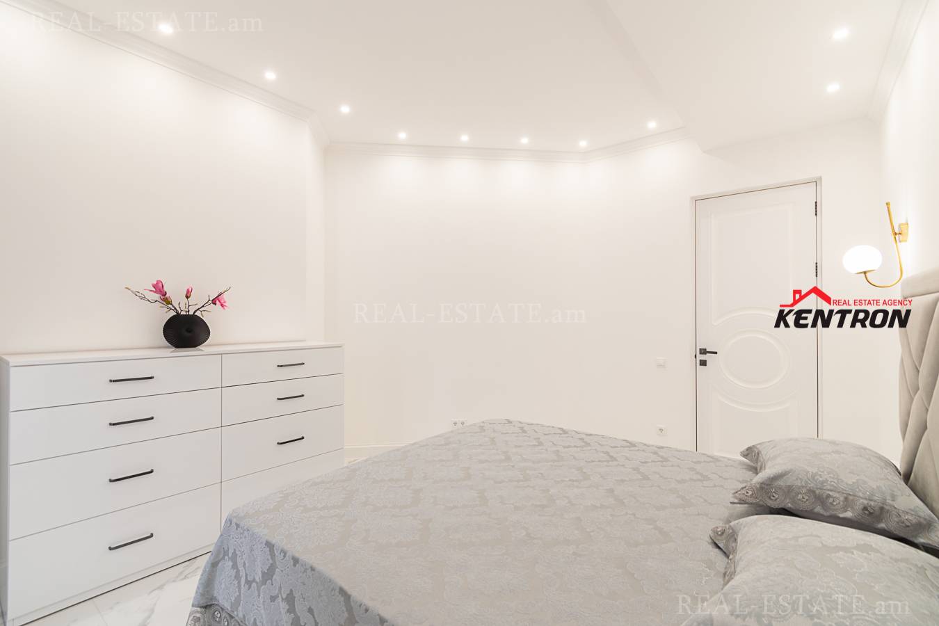 5 bedroom apartment for sale Sasna Тsrer St, Davtachène Yerevan, 132350