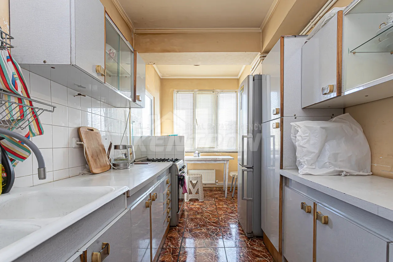 3 bedroom apartment for sale Yerznkyan St, Arabkir Yerevan, 158124