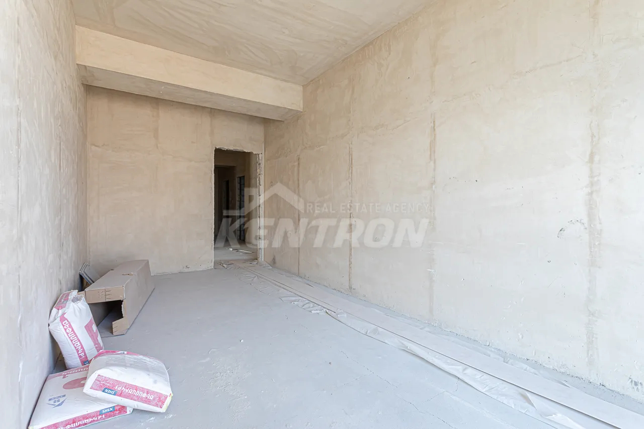 4 bedroom apartment for sale Rostom St, Center Yerevan, 158136