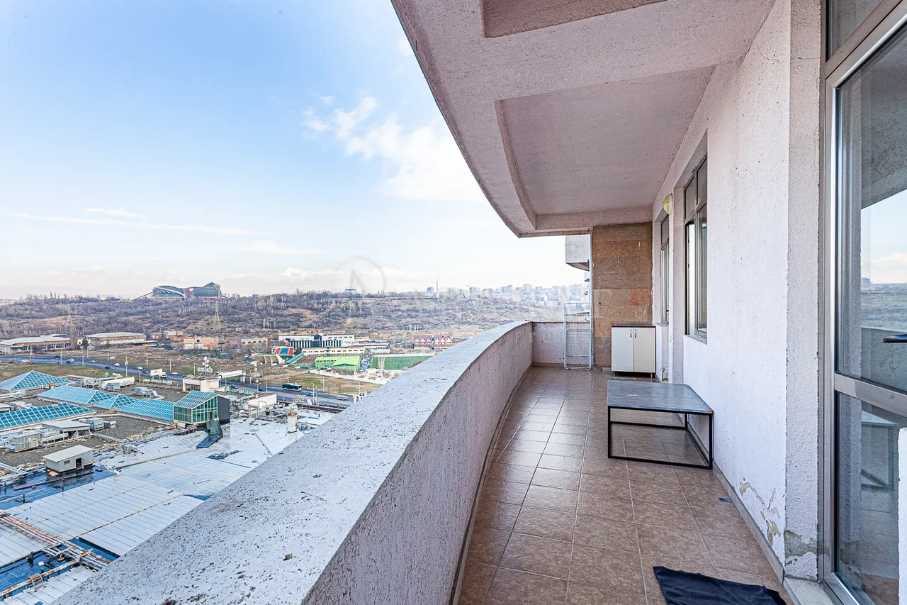 3 bedroom apartment for sale Tsitsernakaberd Highway, Center Yerevan, 158899