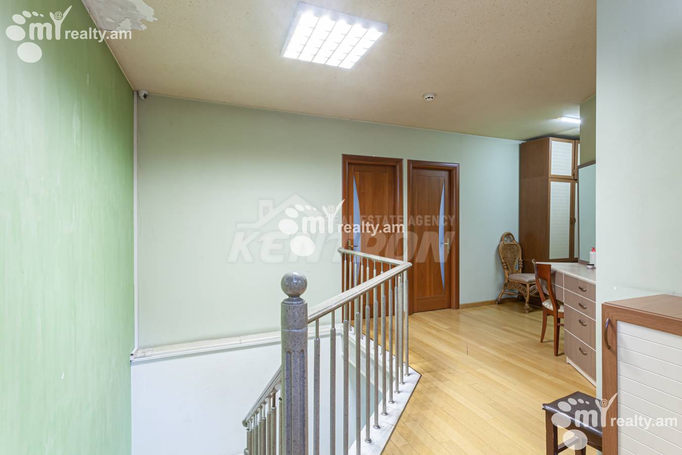 6 bedroom apartment for sale Aram St side, Center Yerevan, 154609