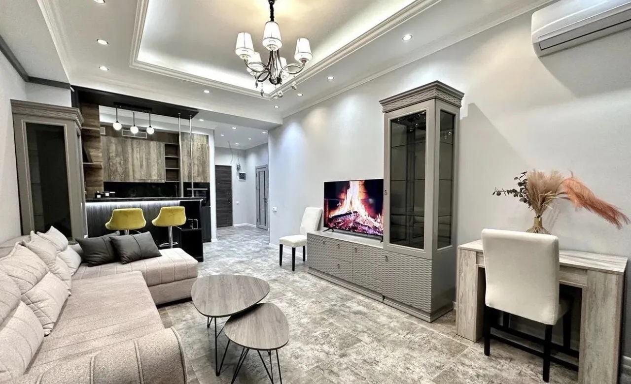 2 bedroom apartment for sale خیابان هالابیان, آچاپنیاک ایروان, 158590