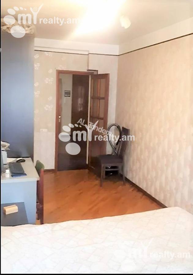 3 bedroom apartment for sale E. Qochar St, Center Yerevan, 138192