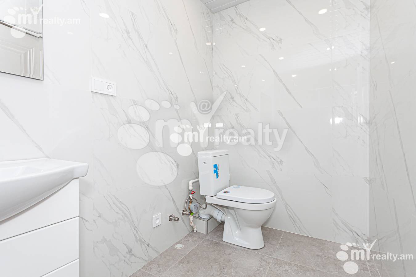 2 bedroom apartment for sale Aygestan 10 St, Center Yerevan, 135689