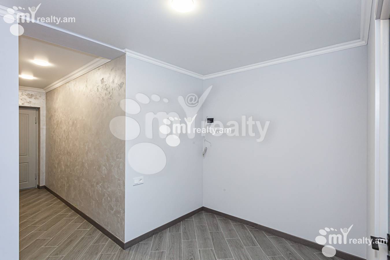 2 bedroom apartment for sale Aygestan 10 St, Center Yerevan, 135689