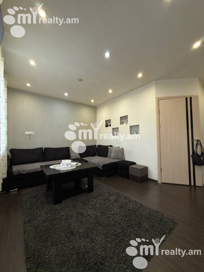 1 bedroom apartment for sale خیابان هالابیان, آچاپنیاک ایروان, 159878