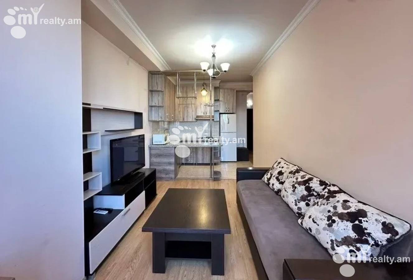 2 սենյականոց բնակարան վարձով Ադոնց փող, Արաբկիր Երևան, 159768