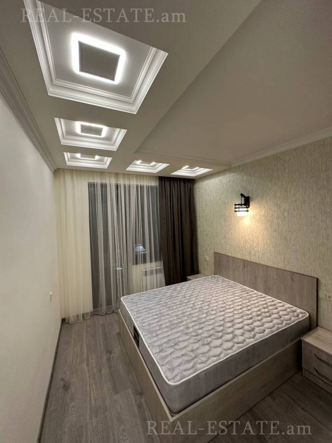 Купить 3 комнатную квартиру В.Вагаршян ул, Арабкир Ереван, 134629