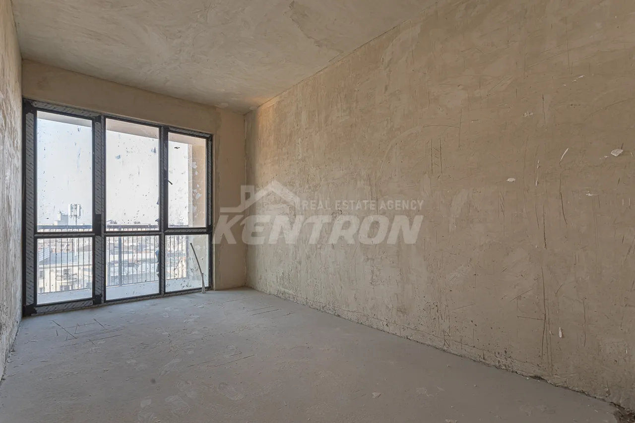 4 bedroom apartment for sale Rostom St, Center Yerevan, 158376