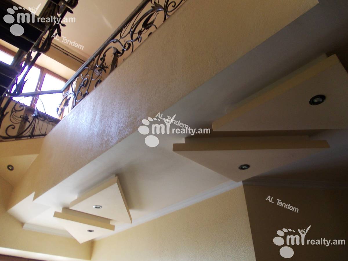 5 bedroom apartment for rent Deghatan St, Center Yerevan, 122413