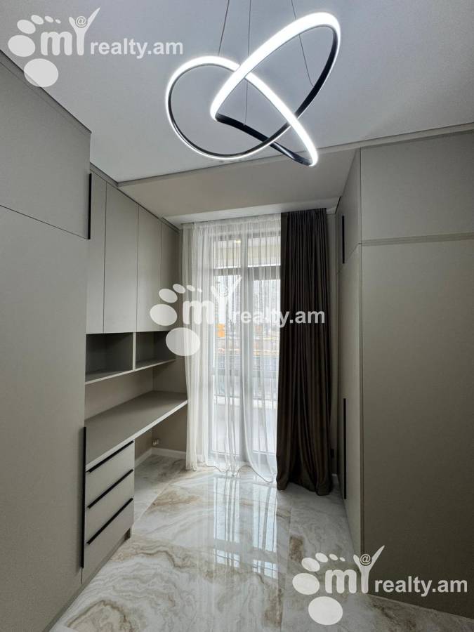 Купить 3 комнатную квартиру Аршакуняц пр, Центр Ереван, 158649