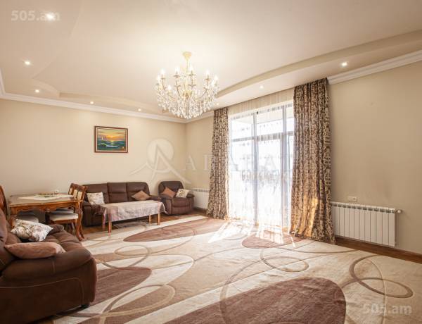 arandznatun-vacharq-Yerevan-Avan