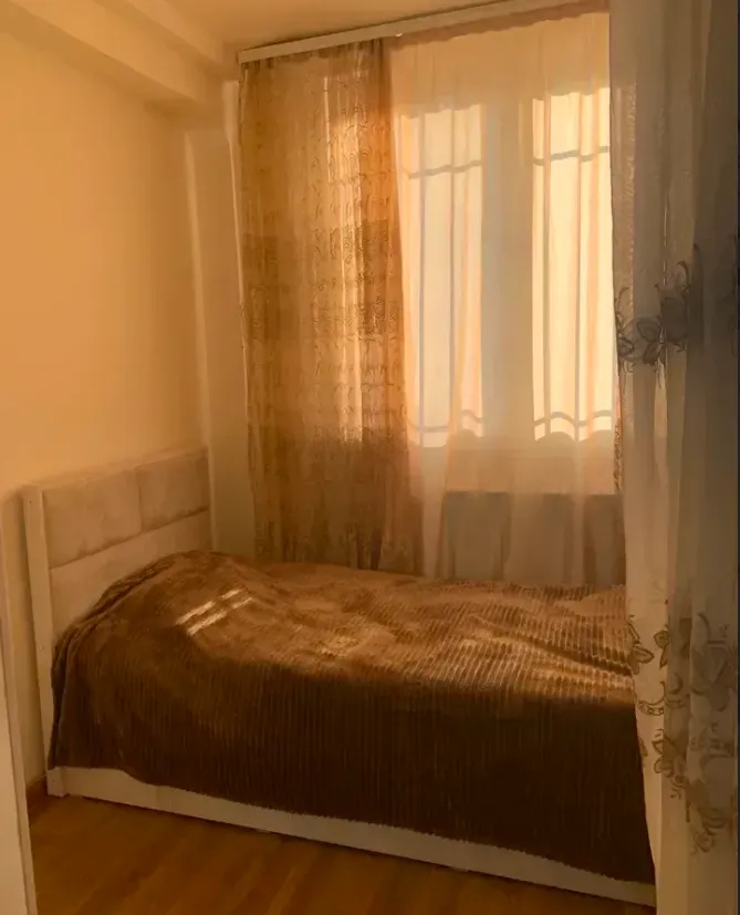 3 bedroom apartment for rent خیابان شینارارنِر, آچاپنیاک ایروان, 161822