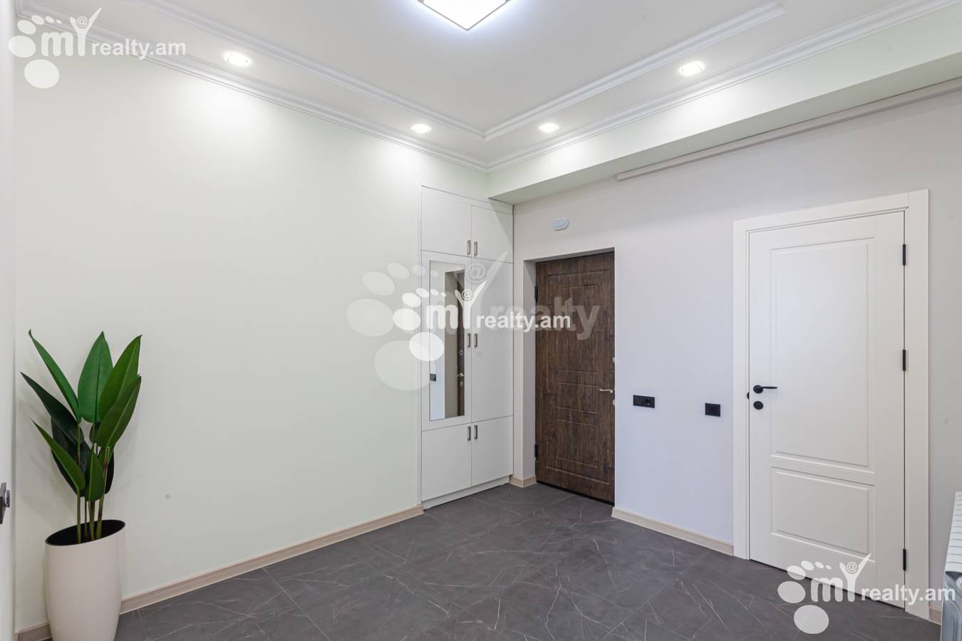 Снять 2 комнатную квартиру Н. Тигранян ул туп, Арабкир Ереван, 151303