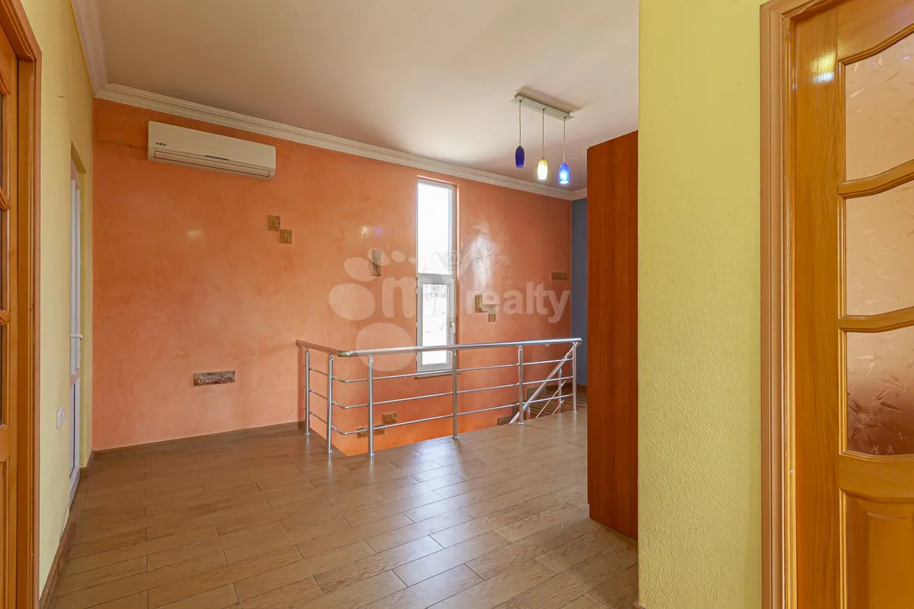 House for sale Acharyan St, Awan Yerevan, 157785