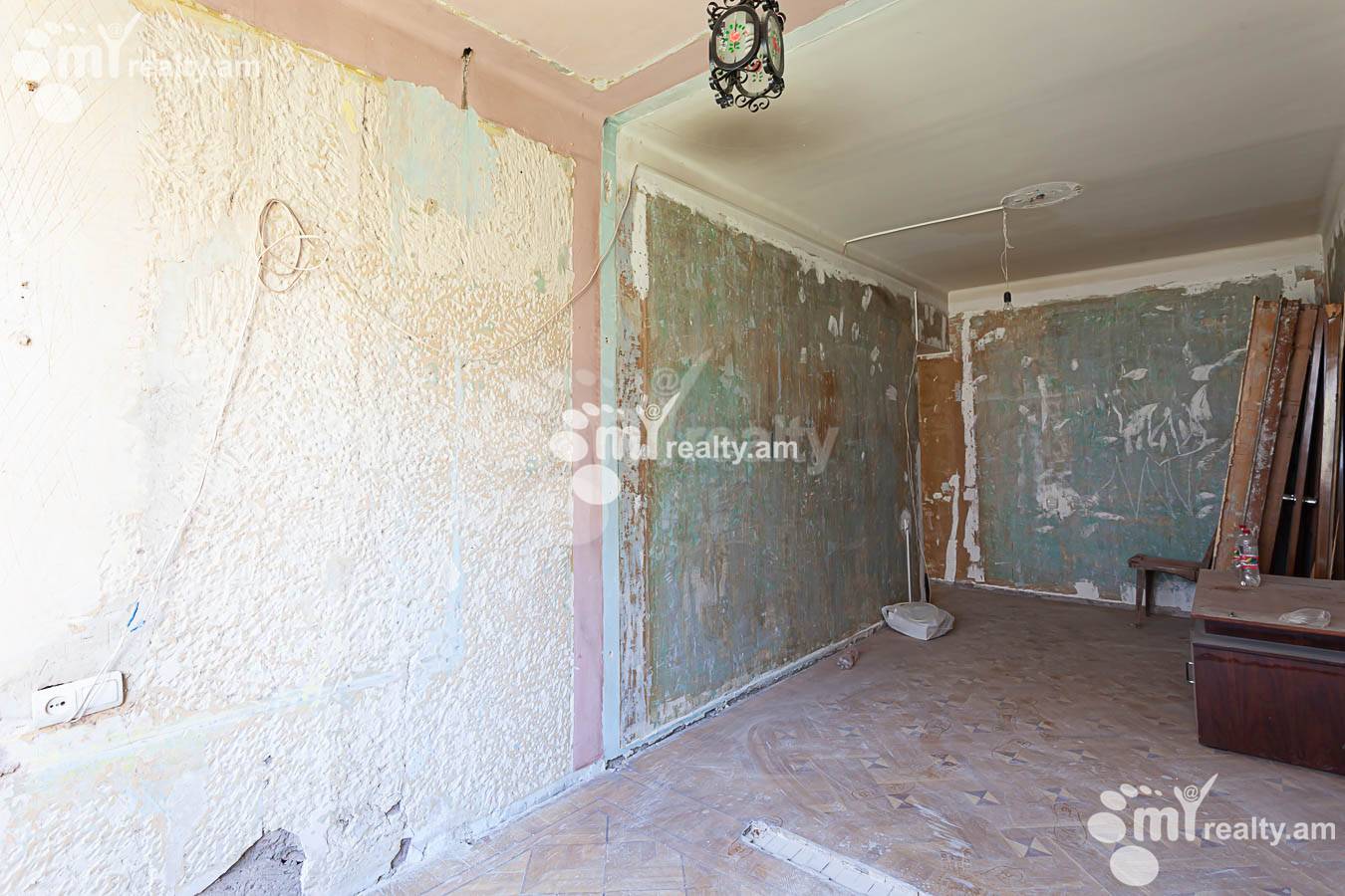 2 bedroom apartment for sale Heratsi St, Center Yerevan, 153129