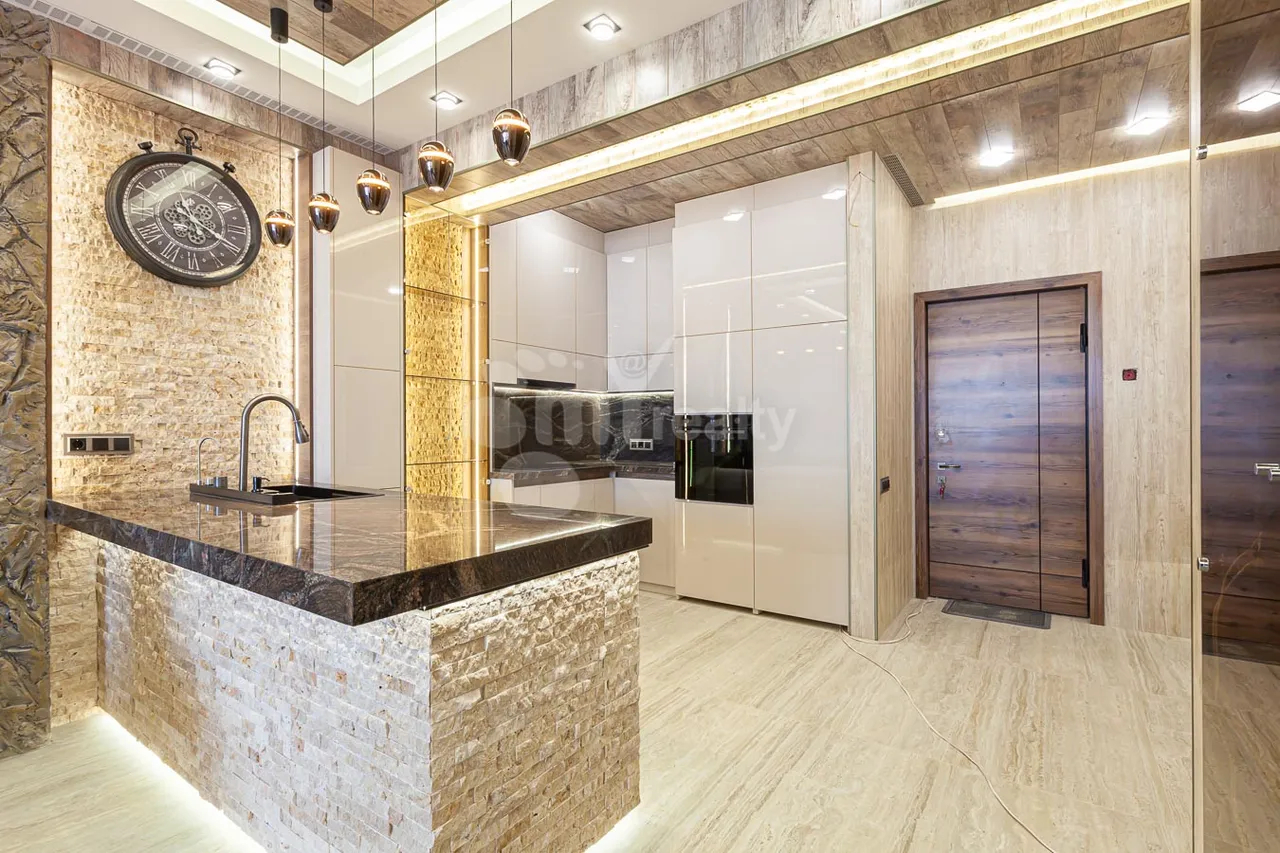 2 սենյականոց բնակարան  Կոմիտասի պող, Արաբկիր Երևան, 160001