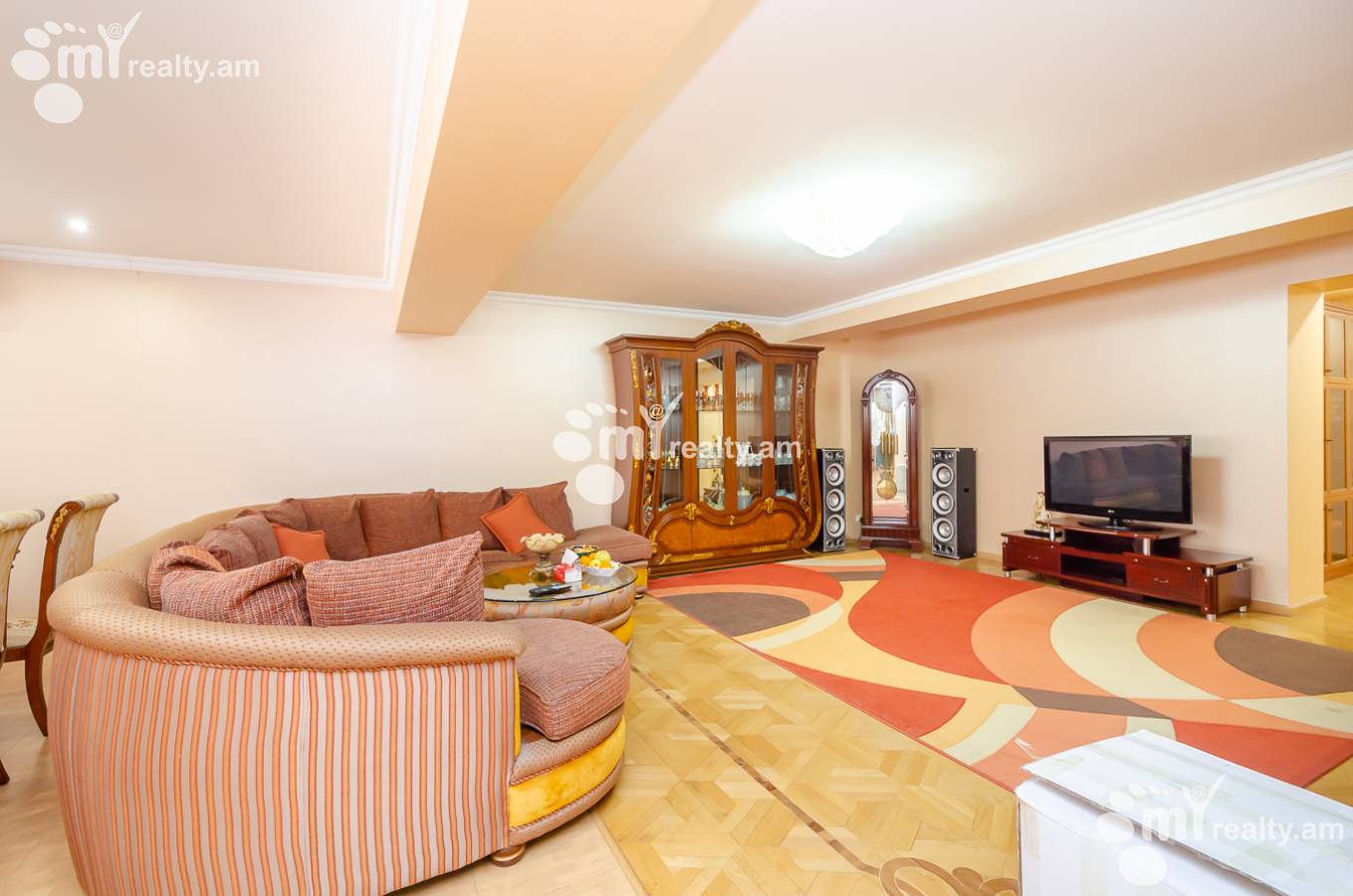 Купить 4 комнатную квартиру Орбели Ехбайрнери ул, Арабкир Ереван, 144146