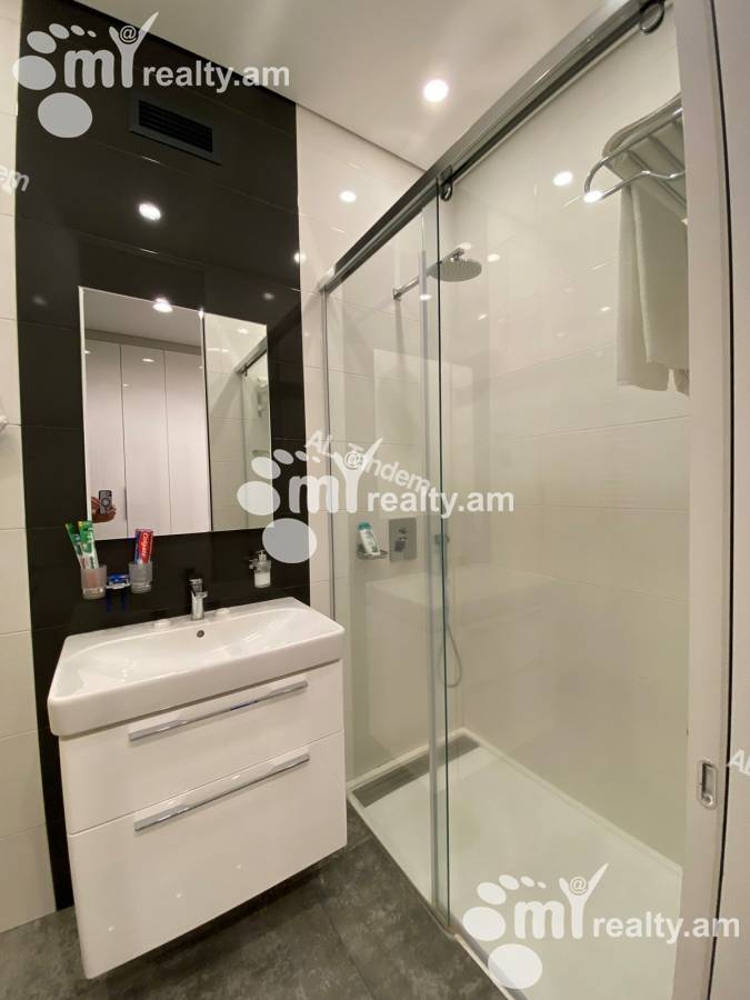 3 սենյականոց բնակարան վարձով Հյուսիսային պող, Կենտրոն Երևան, 141922