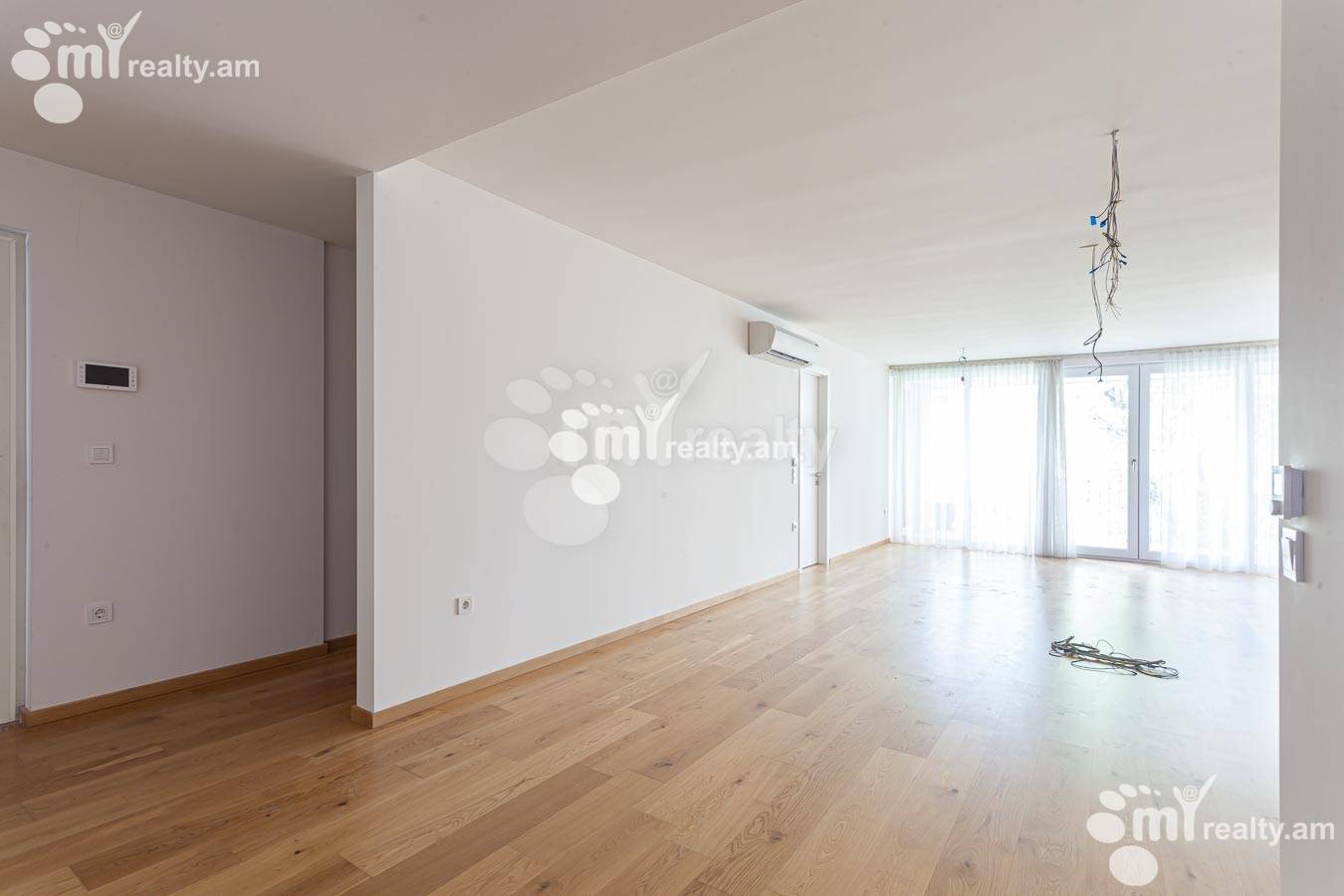 5 bedroom apartment for sale خیابان مامیکونیانتس کوچه, عربگیر ایروان, 155378