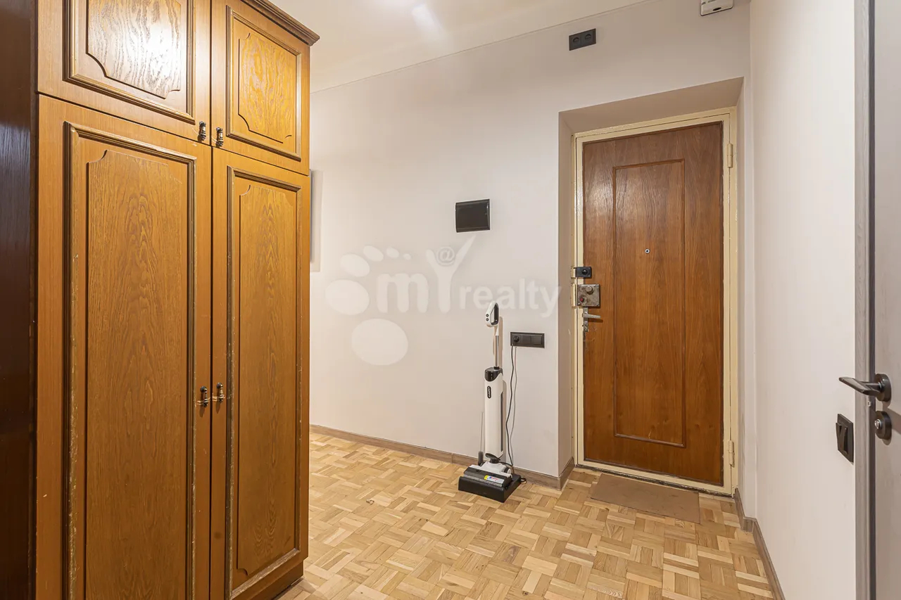 3 bedroom apartment for sale (خیابان باقرامیان (عربکیر, عربگیر ایروان, 159460