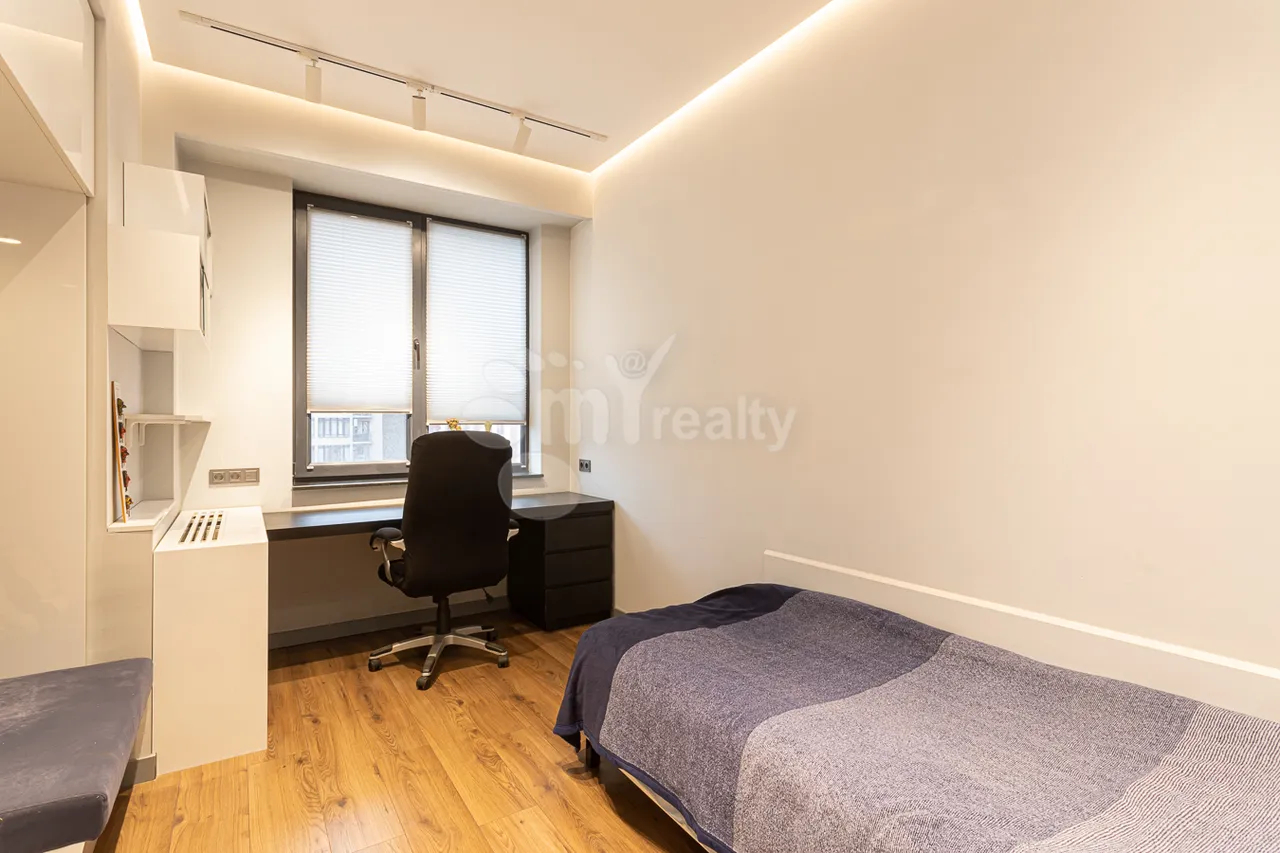 3 սենյականոց բնակարան վարձով Բուզանդի փող, Կենտրոն Երևան, 159437