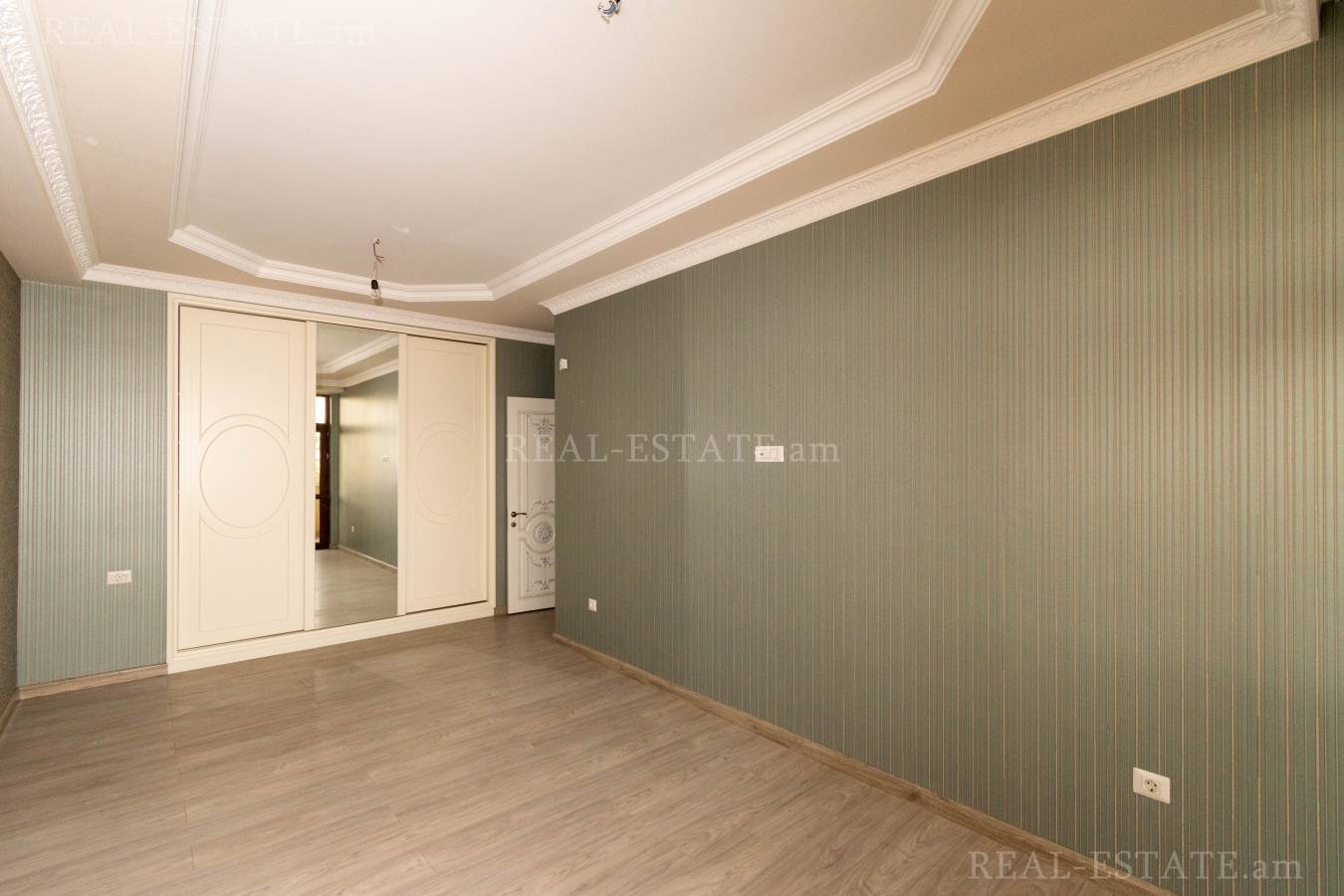 5 bedroom apartment for sale Lvovyan St, Nor-Nork Yerevan, 124058
