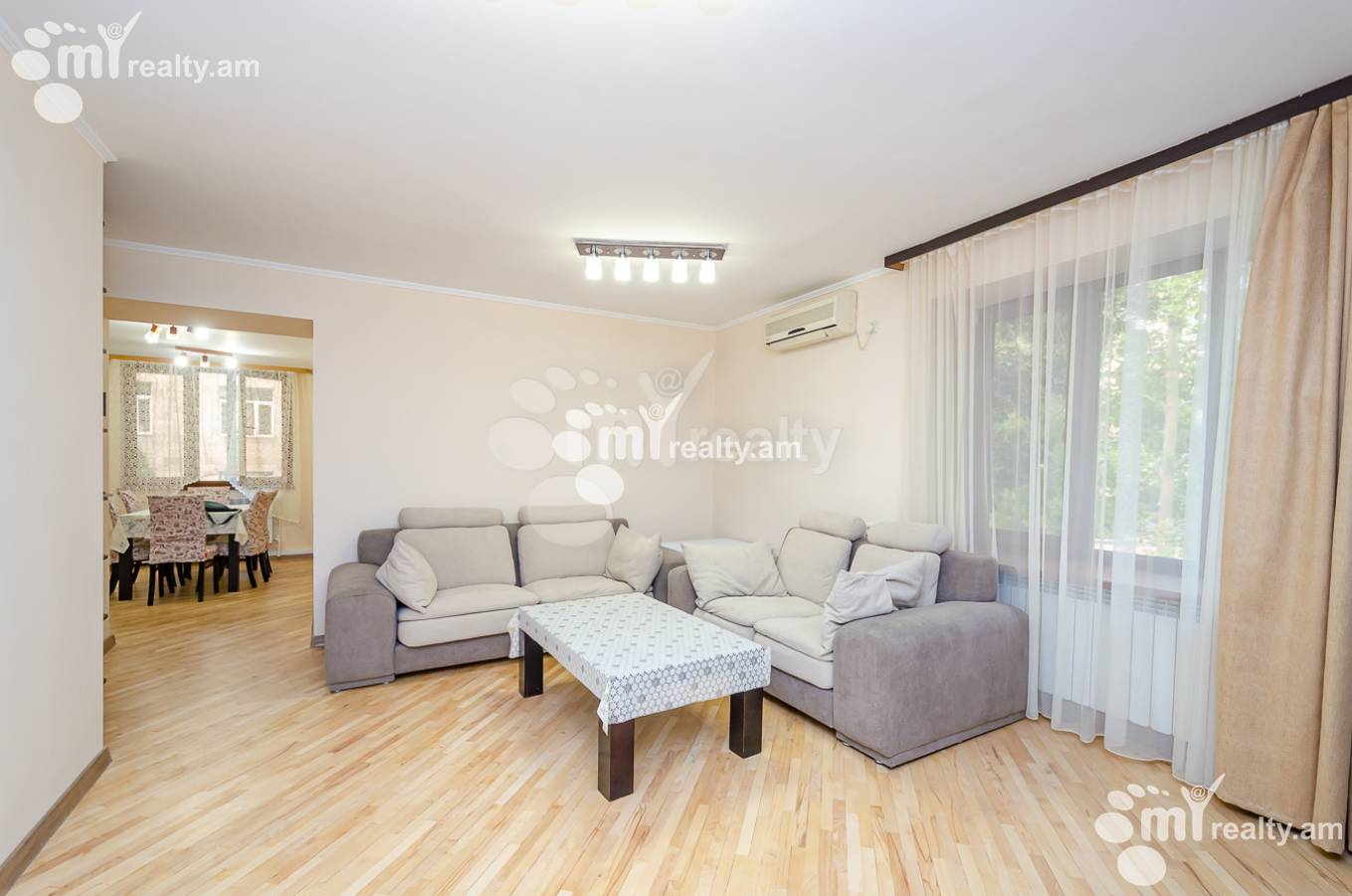 3 bedroom apartment for rent Mashtots Ave, Center Yerevan, 153109